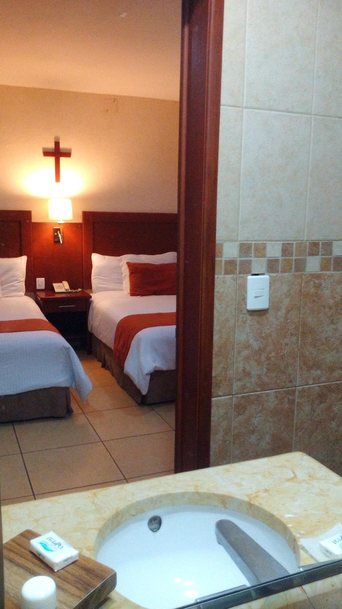 Hotel RS Córdoba Buitenkant foto